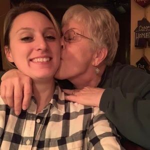 Meet your Posher, Stacie